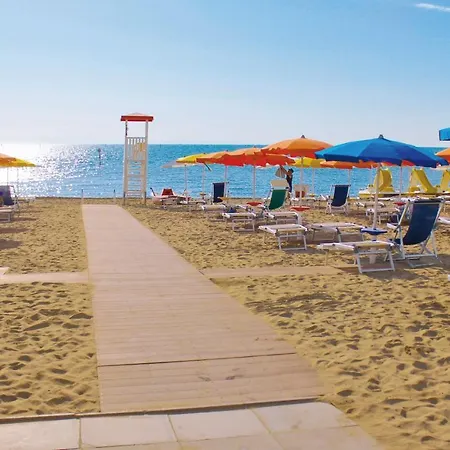 Апартаменты Palmas Линьяно-Саббьядоро